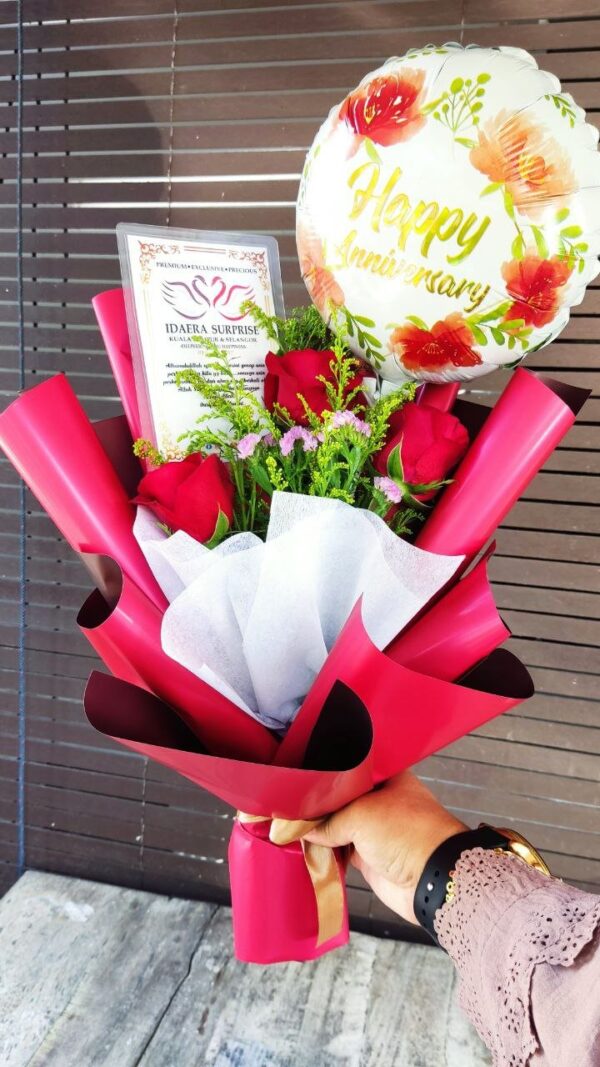 (A7) 3 Roses Flower Bouquet with Free Balloon
